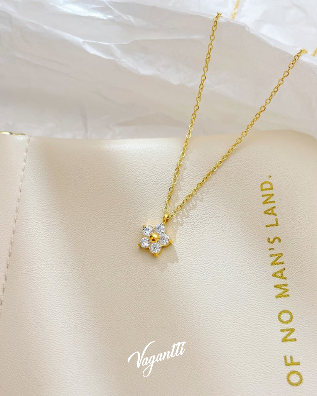 Collar de Flor Blanca